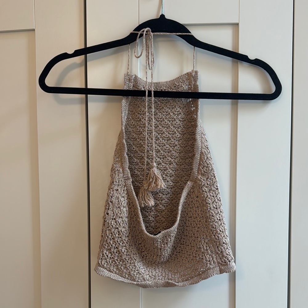 Halter top - Picture 2 of 4